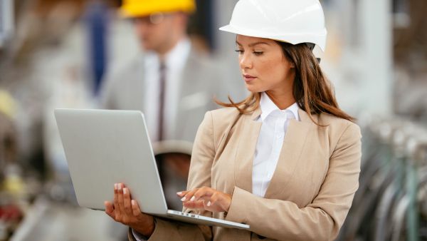 Líder da indústria garantindo que operação está dentro das normas